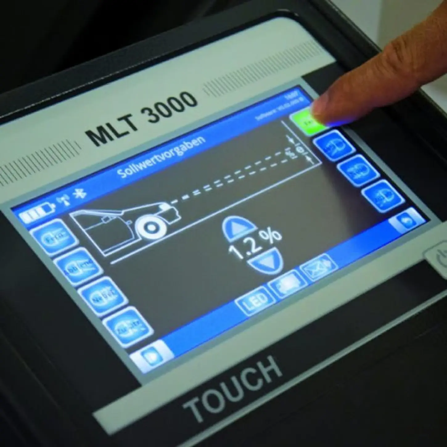 Aparat reglat faruri digital MAHA MLT 3000